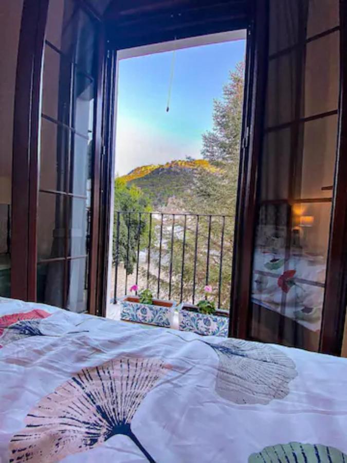 Grazalema - Casita La Calma - Incredible Views, Clima Frio-Calor, Wifi & Private Parking Optional Villa Exterior photo