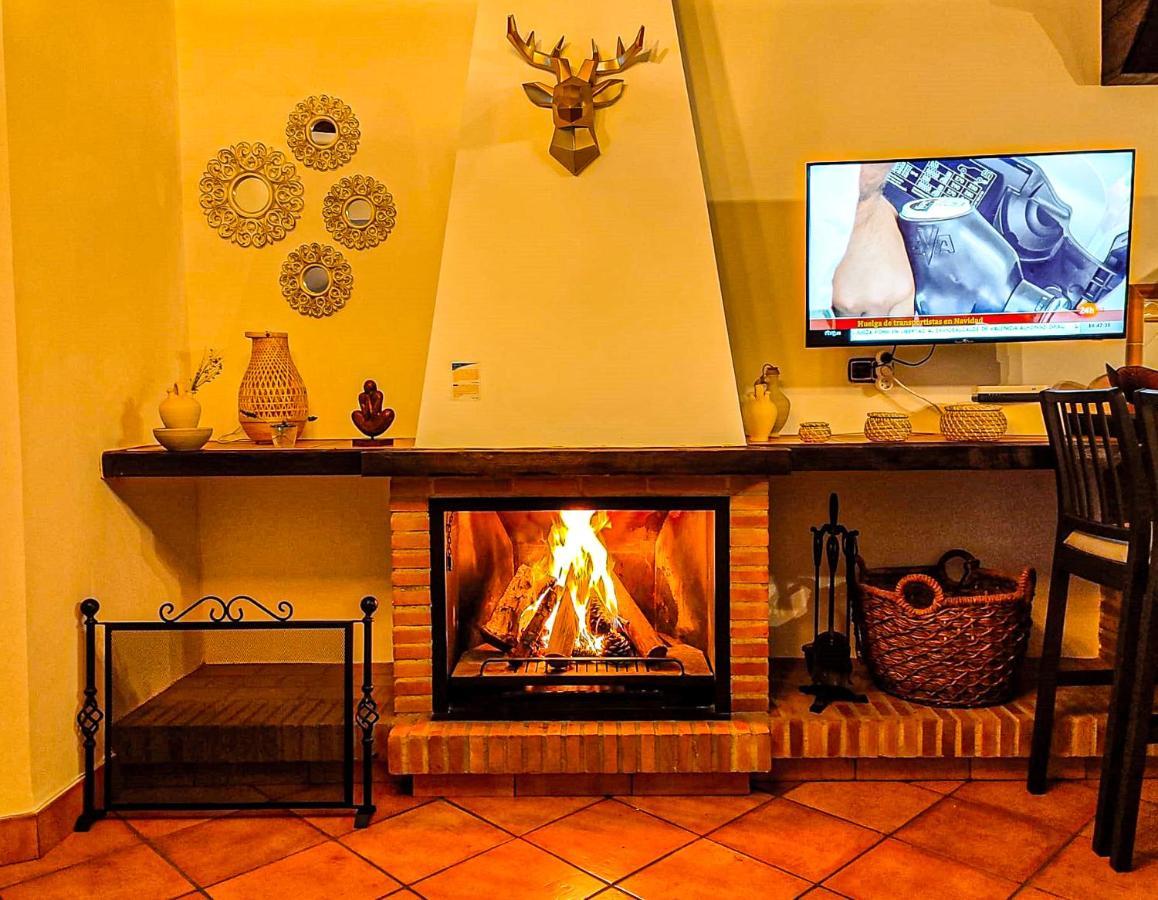 Grazalema - Casita La Calma - Incredible Views, Clima Frio-Calor, Wifi & Private Parking Optional Villa Exterior photo